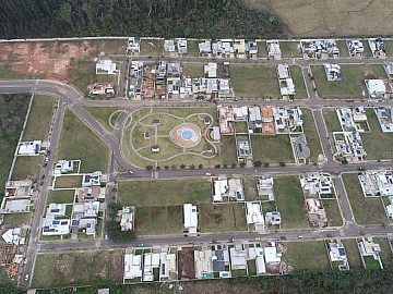 Cidade Universit�ria Eco Village n� 401